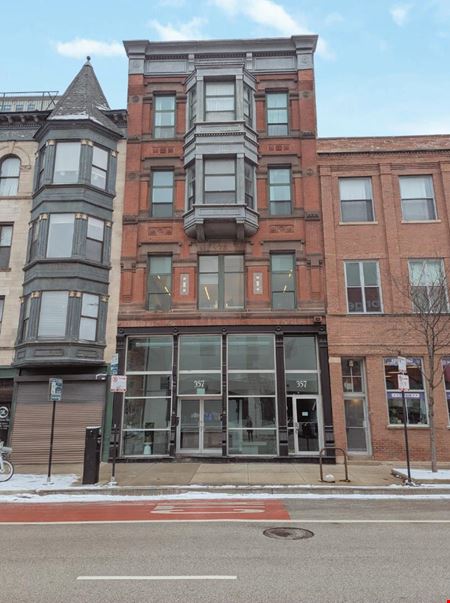 ±1,300 to 8,010 SF Class A Office Sublease in River North