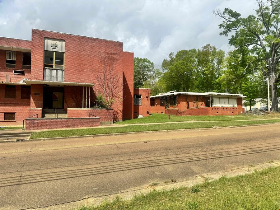300 N. Jackson