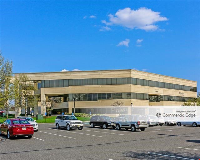 Commerce Center