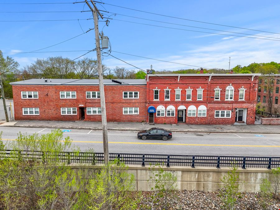 90 Main St