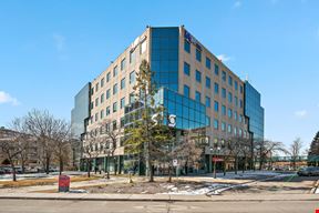 7400 des Galeries d'Anjou