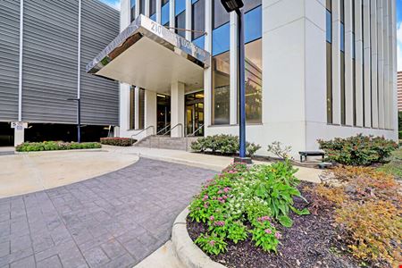 Office space for Rent at 2100 West Loop South in Houston