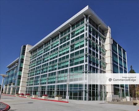 The Pinnacle Executive Center