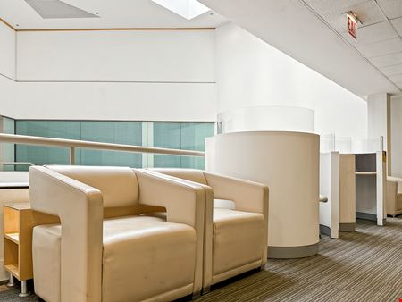 Regus - Chicago West Loop 200 S Wacker