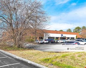 Almeda Business Center
