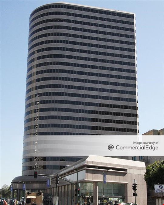 Lake Merritt Plaza