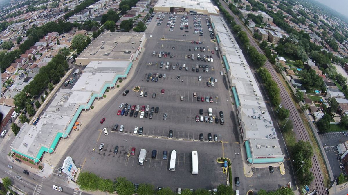 4600 W Diversey Ave