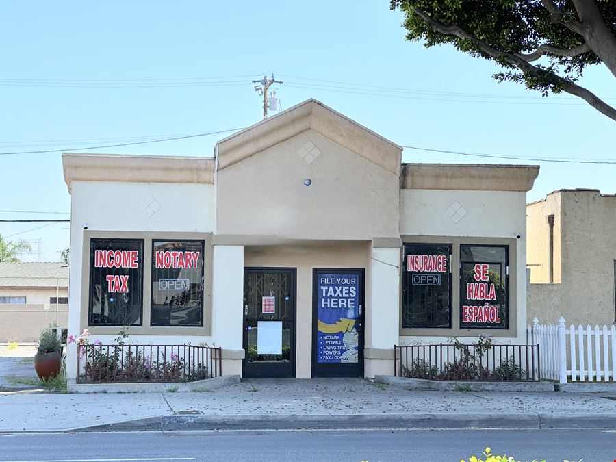 14812 Paramount Blvd