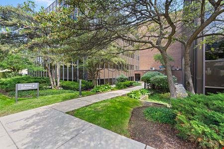 1400 East Touhy Des Plaines