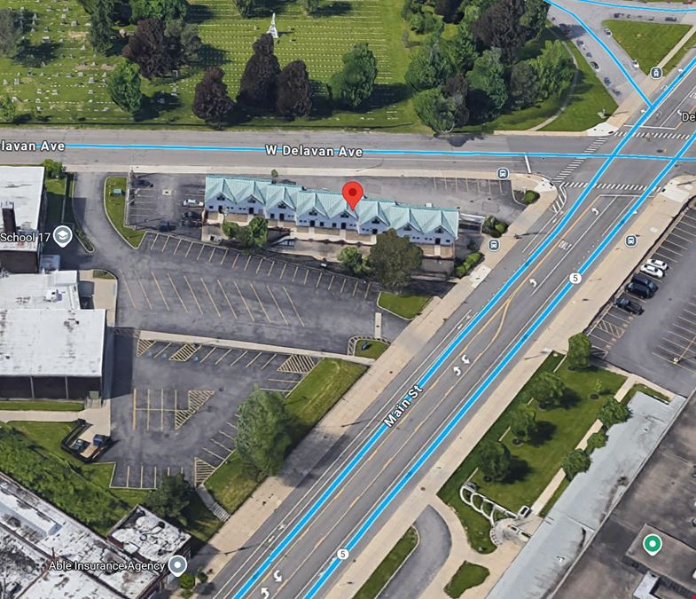 1832 Main St - 2,185+/- Mixed-Use Plaza with Prime Visibility
