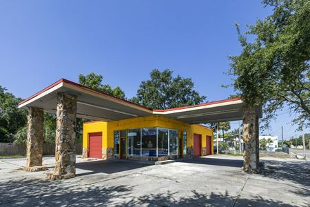 Retail space for Rent at WEST KENWOOD PLACE in St. Petersburg