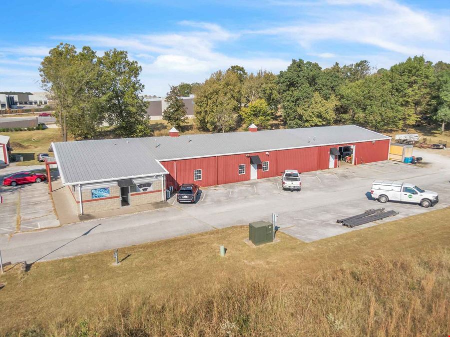 3446 Wagon Wheel Rd, Springdale, AR 72762