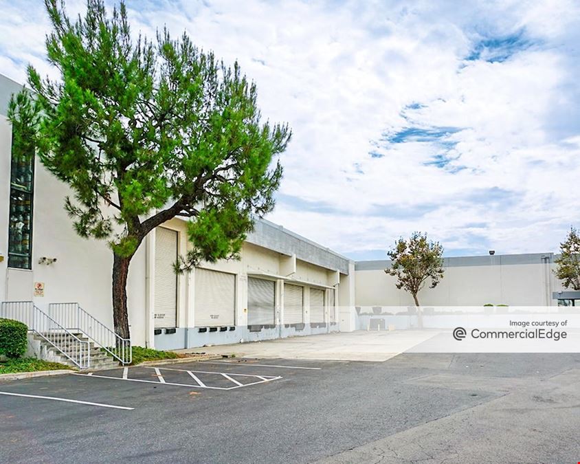 6550 E. Washington Blvd.
