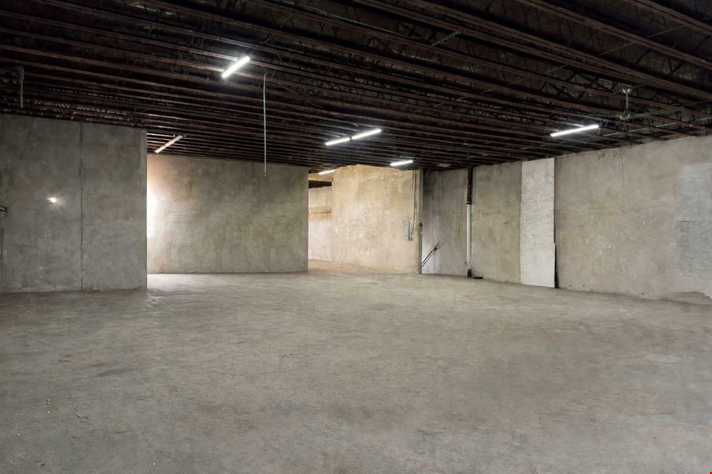 Creative Office Loft - Open Layout @ Ponce de Leon Ave, San Juan - For Lease