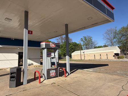 1708 S Mobberly -Phillips 66 Gas Station