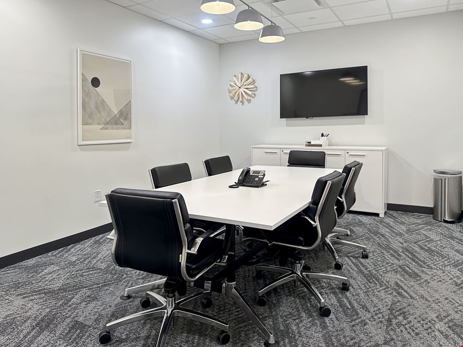 Regus - Columbus - N High St