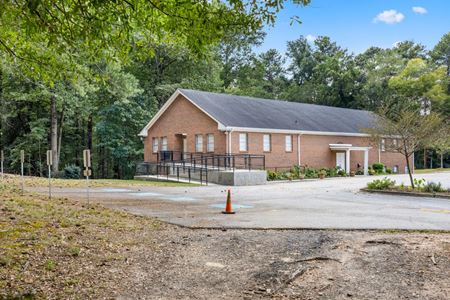 Office space for Sale at Church Buildings / 5.51-Acre Opportunity For Sale in Decatur
