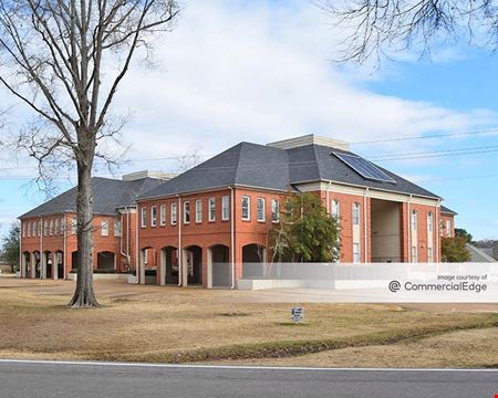 Office space for Rent at Lakeland Oaks Office Park in Flowood