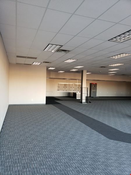 7,000+- sf Retail Showroom Along N. California St. in Socorro, NM