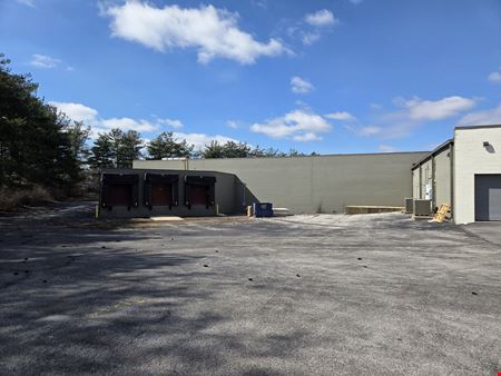 1555 Campbell Ln