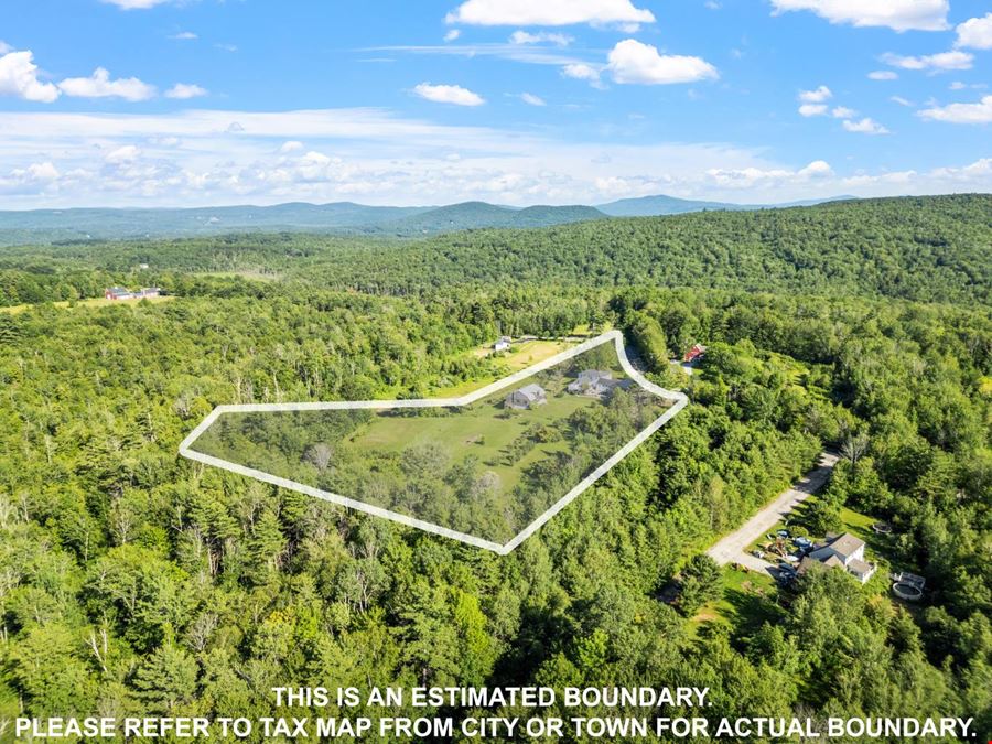 Historic Bed & Breakfast Estate with Event Barn on 5.6 Acres