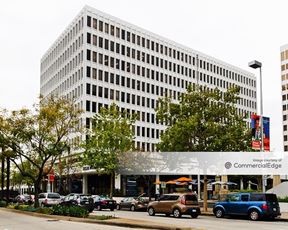 Corporate Center Pasadena - Building 225