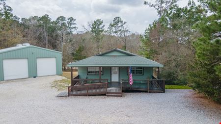 For Sale: Multi-Building Commercial Property | ±0.92 Acres | Turn-Key Infrastructure
