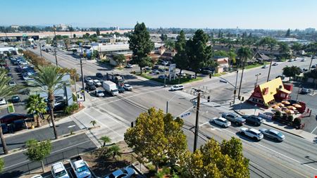 Imperial Hwy & Woods Ave