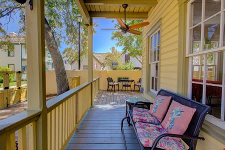 Boutique 17-Room Inn