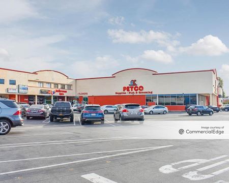 Retail space for Rent at Encino Valley Shopping Center in Encino