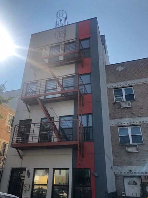 66 Pulaski St
