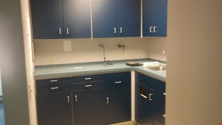 Medical / Dental / Professional Offices for Sale or Lease in Adrian
