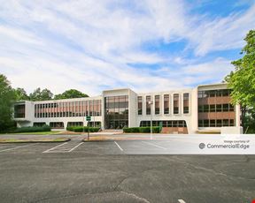 High Ridge Park Corporate Center - 3 High Ridge Park