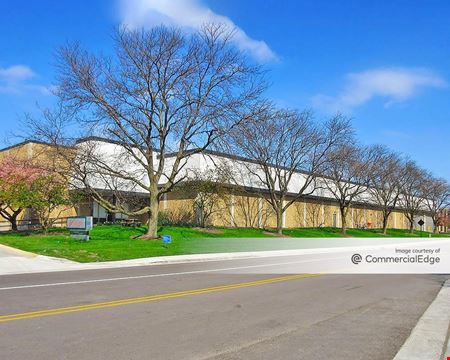 Elk Grove Industrial Park - 2600 Lively Blvd