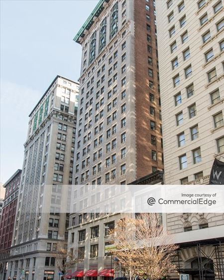 Office space for Rent at 215 Park Avenue South in New York