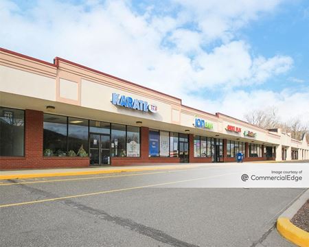 Retail space for Rent at Mountview Plaza in Naugatuck