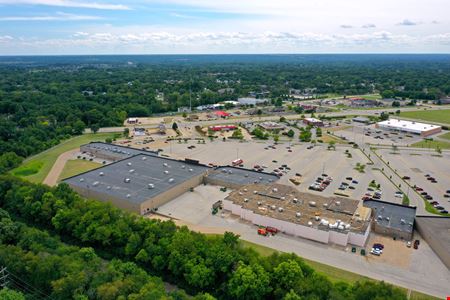 Willow Knolls Shopping Center