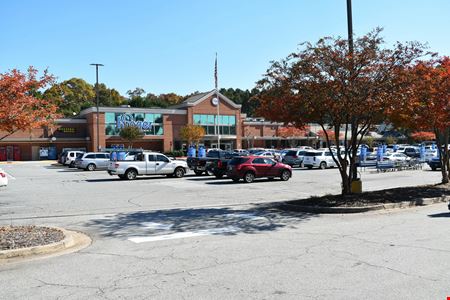 Retail space for Rent at Green's Corner in Cumming