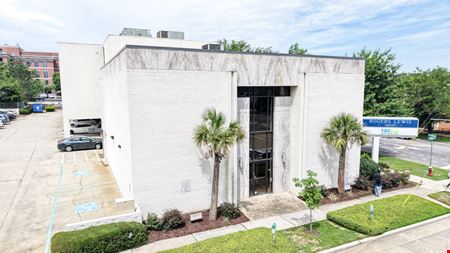 1022 Calhoun Street