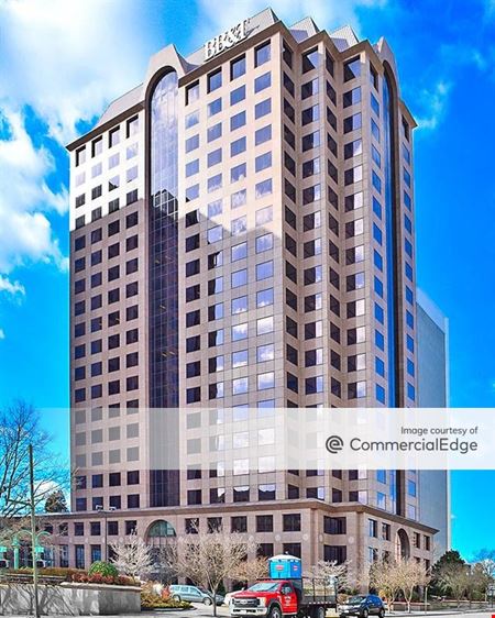 Commercial space at Riverfront Plaza - West Tower in Richmond