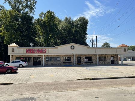Retail space for Sale at 1200 Heather Drive in Opelousas