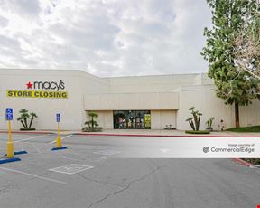 Parkway Plaza - Macy's