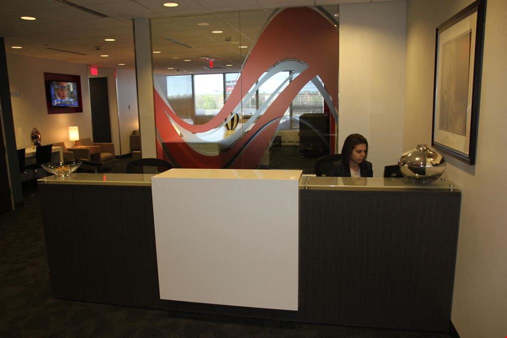 Regus - Continental Plaza