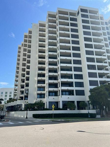 Office space for Sale at Bay Plaza in Sarasota