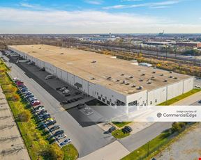 Eastport Industrial Business Center - 7001 Quad Avenue