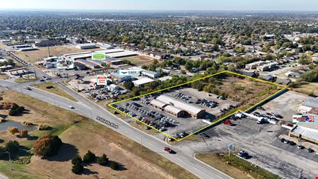 Retail space for Sale at Former Auto Dealership Site in Moore