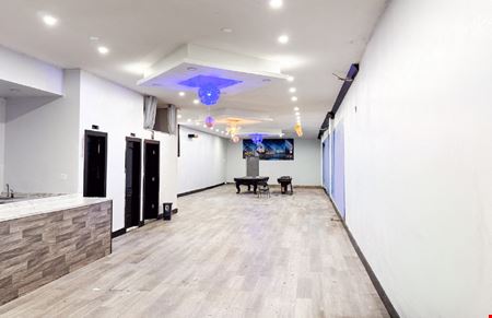 2,500 SF | 3255 Fulton Street | Open Box Retail Space with Gas Line Access for Lease