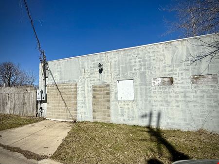 Industrial space for Sale at Auto Repair / Salvage in Lansing in Lansing