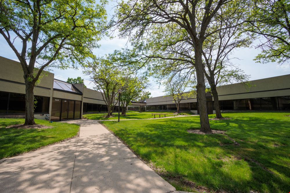 Northwest Corporate Centre