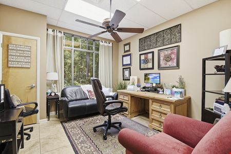 315 West Town Place